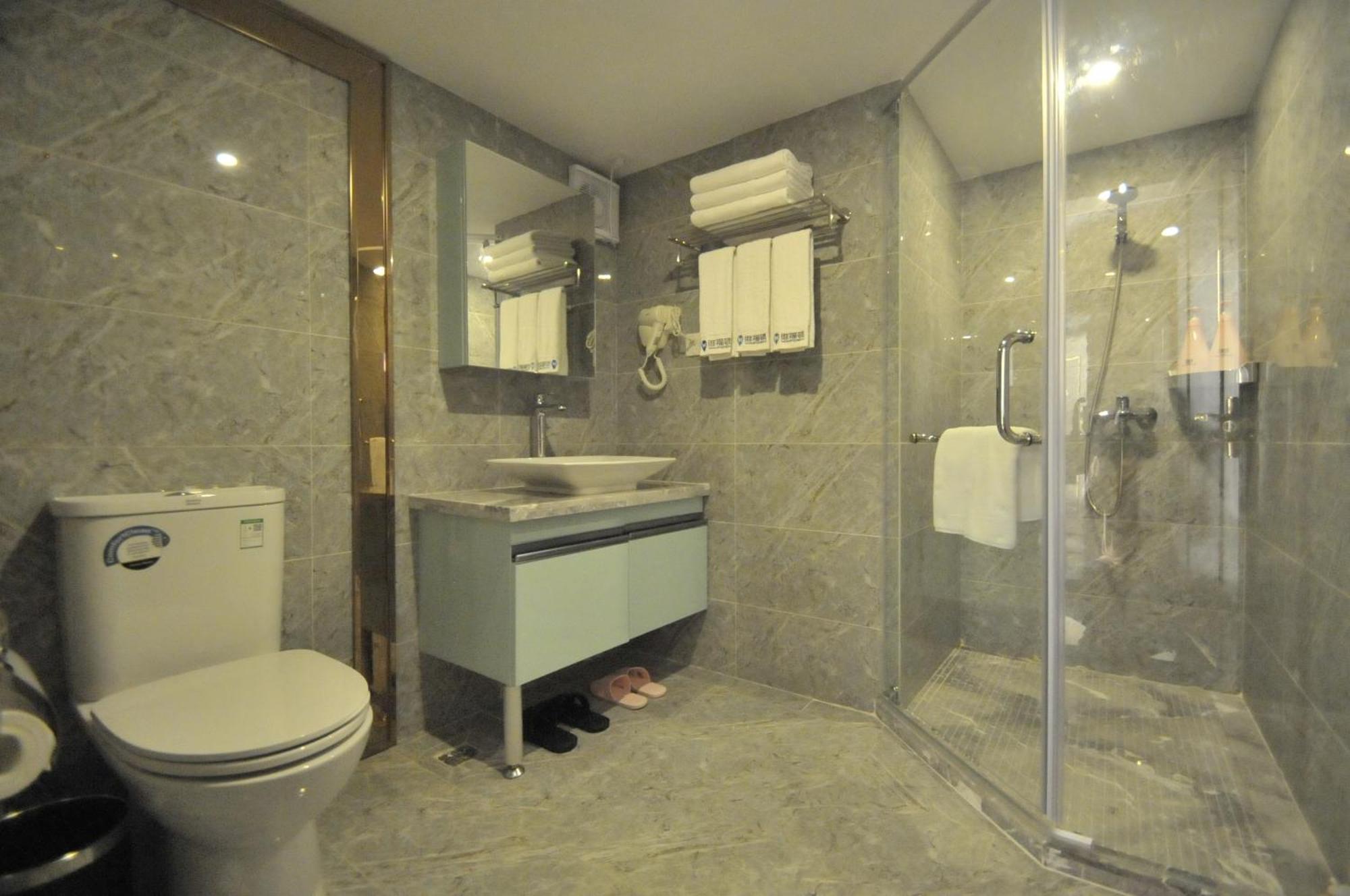 Waifiden Duplex Hotel Apartment Zhongyong Jinyu Branch-Free Shuttle Bus During The Canton Fair Екстер'єр фото