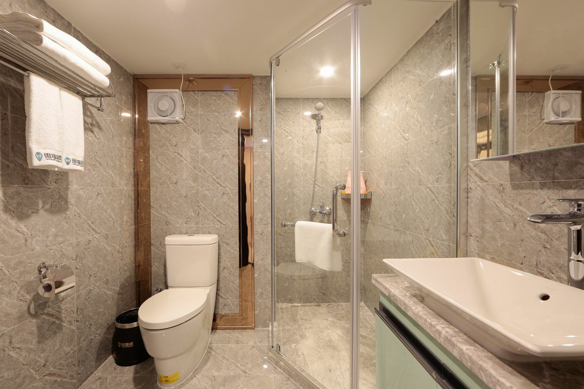 Waifiden Duplex Hotel Apartment Zhongyong Jinyu Branch-Free Shuttle Bus During The Canton Fair Екстер'єр фото