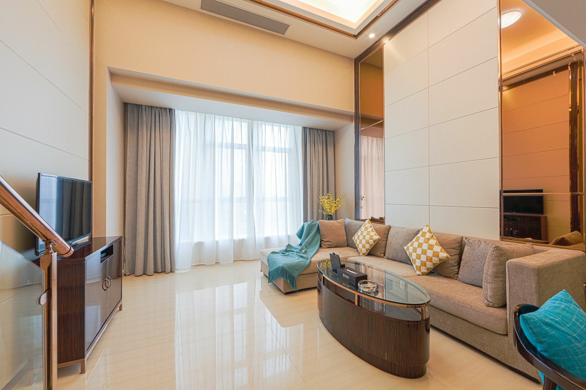 Waifiden Duplex Hotel Apartment Zhongyong Jinyu Branch-Free Shuttle Bus During The Canton Fair Екстер'єр фото