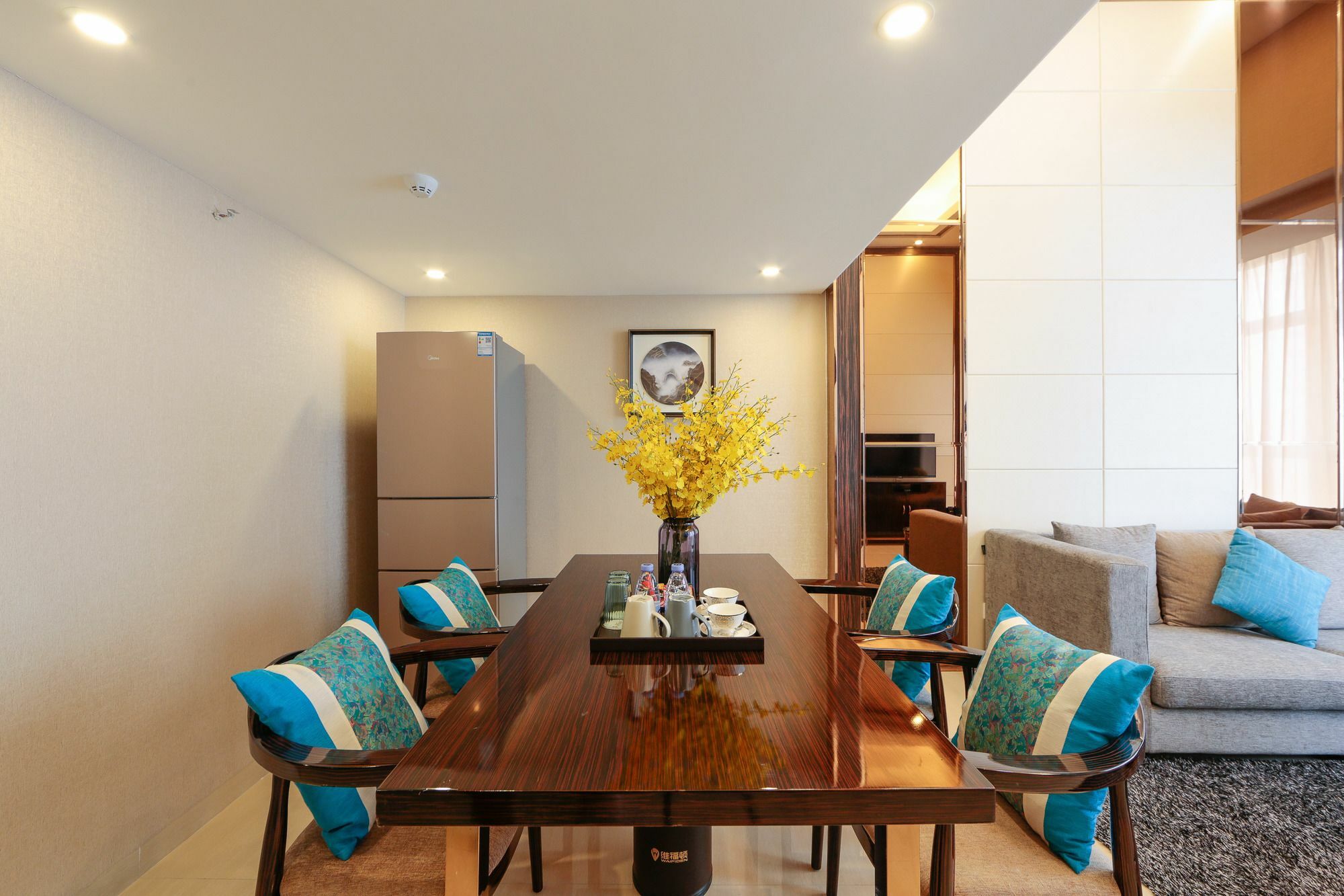Waifiden Duplex Hotel Apartment Zhongyong Jinyu Branch-Free Shuttle Bus During The Canton Fair Екстер'єр фото